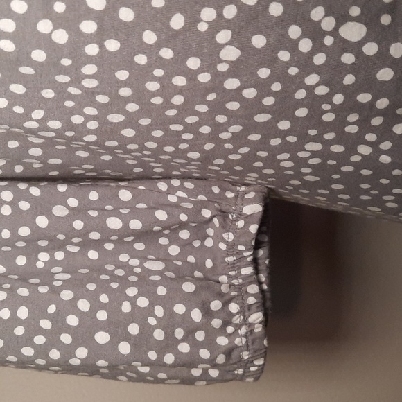 Merona Square Neck Women’s Top, Gray Polka Dot - Picture 3 of 5